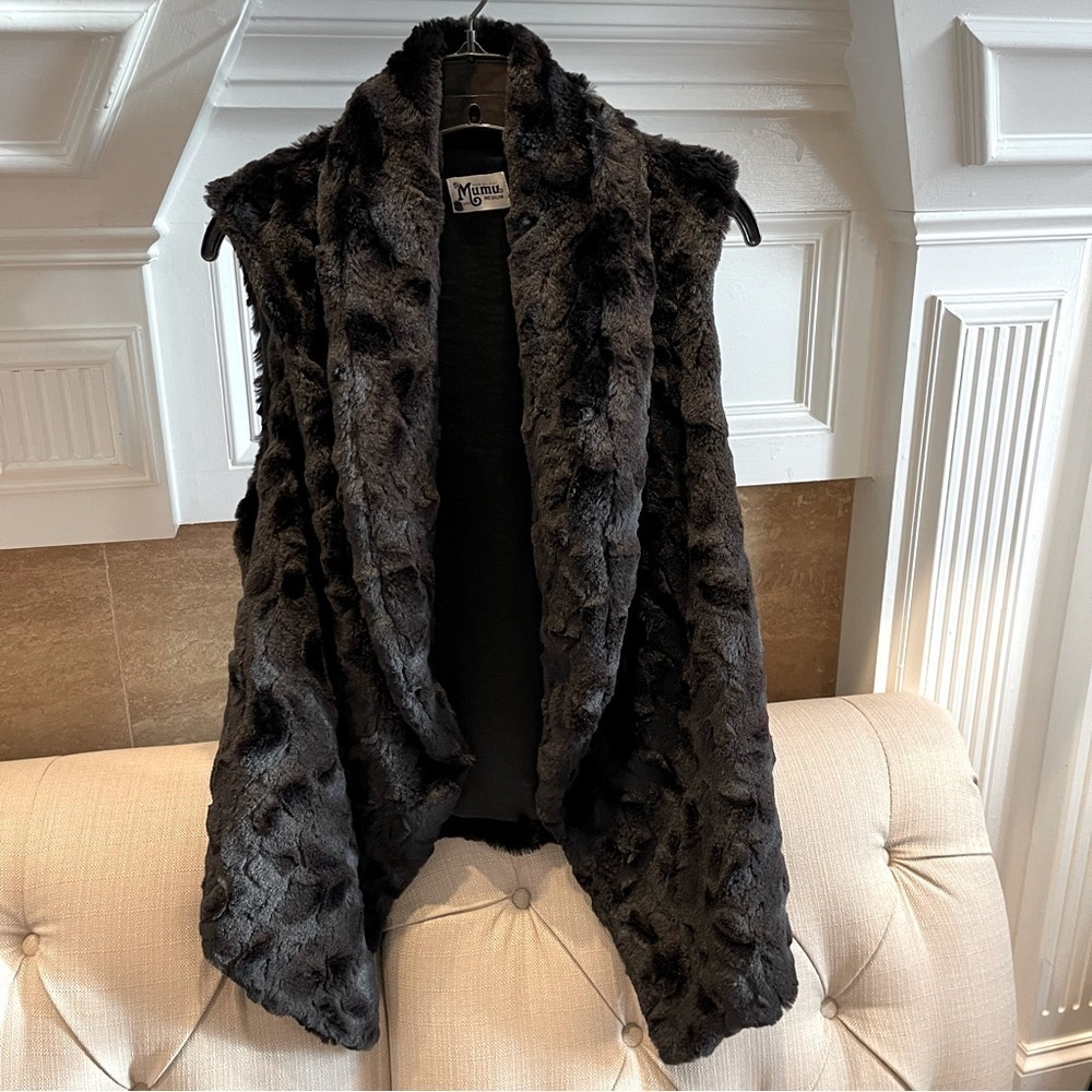 Show Me Your MuMu Faux Fur Vest Women’s Medium Black Textured Side Pockets
